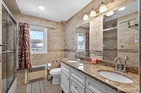 Bath - 6 E 2nd St, Port Reading, NJ 07064 photo 1 of 3