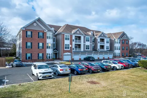 2822 Edward Stec Blvd, Edison, NJ 08837