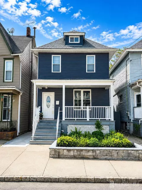135 Brighton Ave, Perth Amboy, NJ 08861
