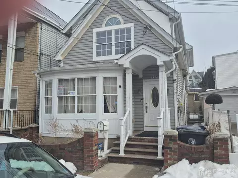 312 Kirkland Pl, Perth Amboy, NJ 08861