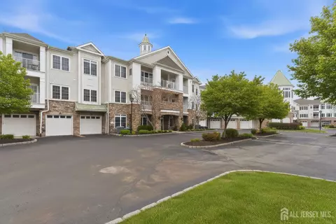 8323 Falston Cir, Old Bridge, NJ 08857