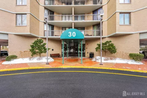 30 S Adelaide Ave S #4J, Highland Park, NJ 08904