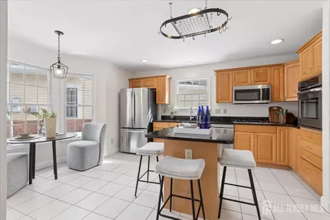 45 Hedge Row Rd, Princeton, NJ 08540