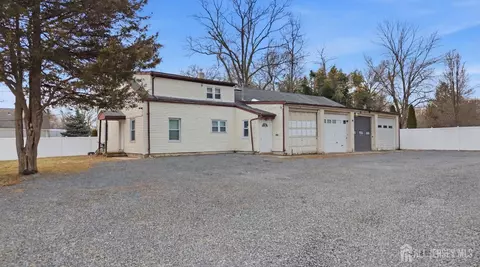 49 Middlesex Rd # -B, Matawan, NJ 07747