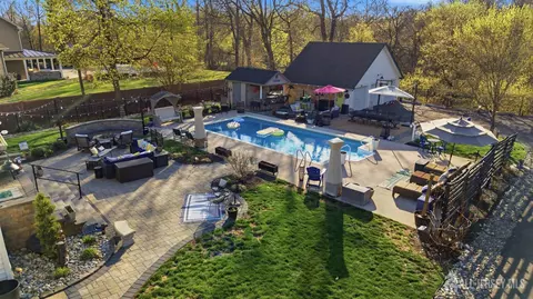 Exterior - 151 Beechwood Ave, Middlesex, NJ 08846 photo 8 of 8
