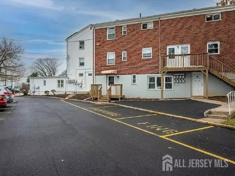 Exterior - 2 Garfield Park, Edison, NJ 08837 photo 4 of 4