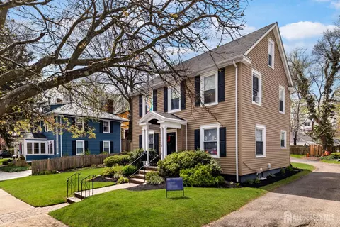 36 Baldwin St, New Brunswick, NJ 08901