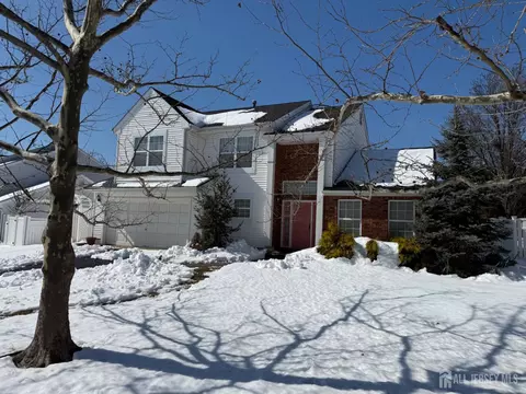 3 Falcon Ct, Old Bridge, NJ 08857