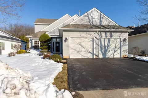 130 Orleans Rd, Monroe, NJ 08831