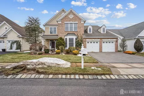 85 Beth Page Dr, Monroe, NJ 08831