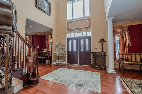 Entry Way - 2 Rustic Ct, Monroe, NJ 08831 photo 1 of 9