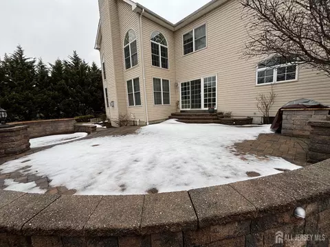 Exterior - 2 Rustic Ct, Monroe, NJ 08831 photo 6 of 11