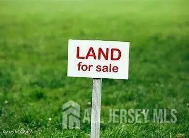 1030 Elwood Dr, Lacey, NJ 08731