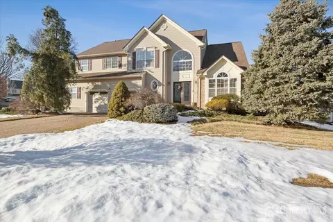 15 Congress Ln, South River, NJ 08882