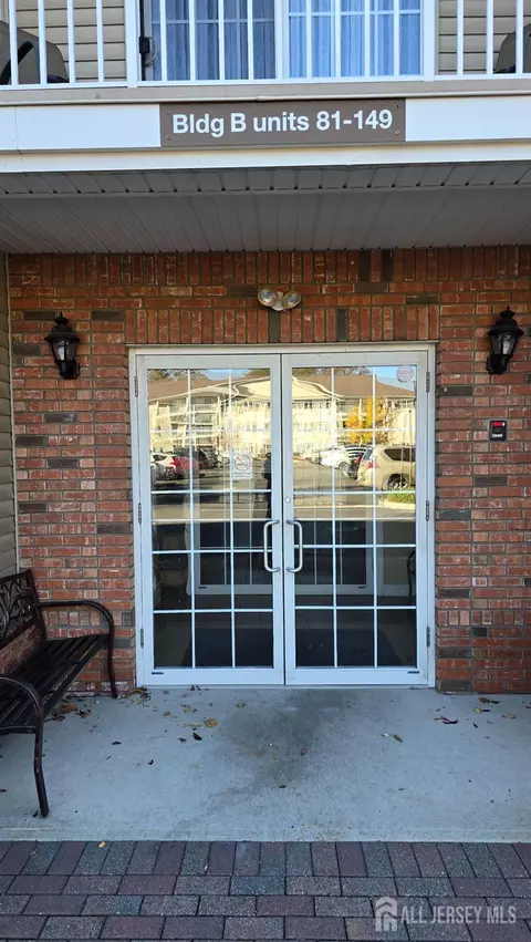 103 Liddle Ave, Edison, NJ 08837