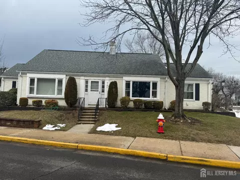 310 Sharon Way #C, Monroe, NJ 08831