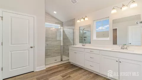 265 Plainfield Rd, Edison, NJ 08820 photo 2