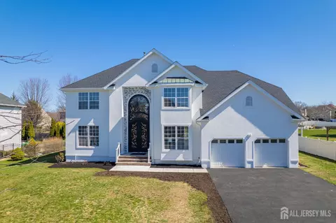9 Lavender Dr, Piscataway, NJ 08854