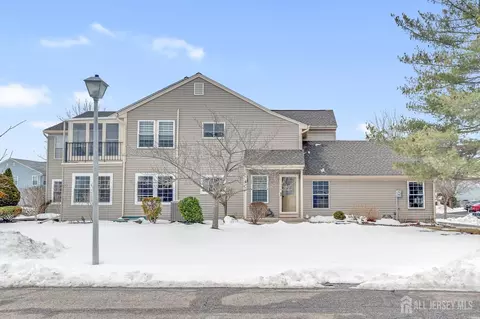 57 Yorkshire Dr #D, Monroe, NJ 08831
