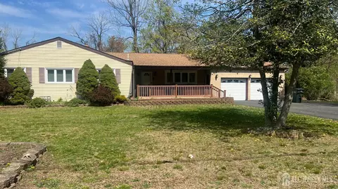 19 Reeds Rd, Tinton Falls, NJ 07724