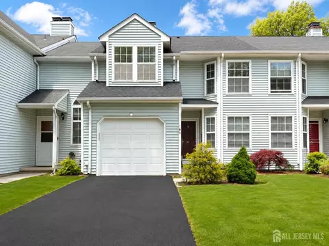 91 Delaware Ln, Branchburg, NJ 08876