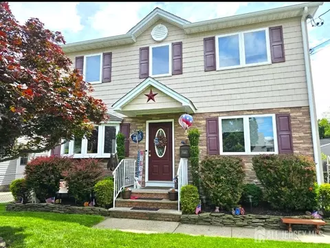 544 Edgeworth St, Middlesex, NJ 08846