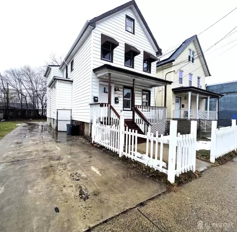 1648 Essex St, Rahway, NJ 07065