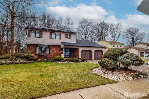 11 Lyric Dr, Colonia, NJ 07067