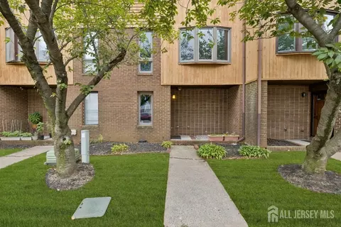 92 Paul Robeson Blvd, New Brunswick, NJ 08901