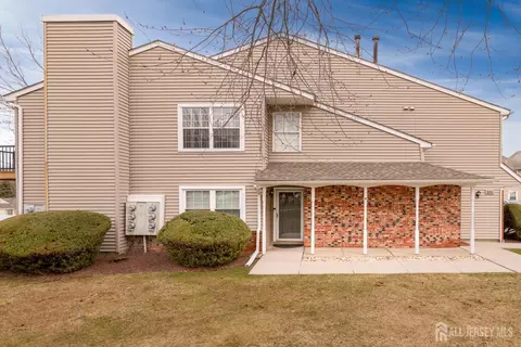 105 Neilly Ct, Old Bridge, NJ 08857