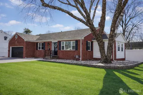 704 Huff Ave, Manville, NJ 08835