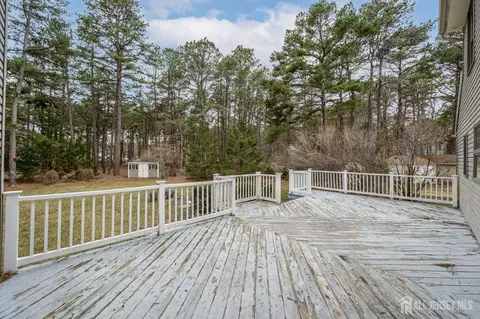Exterior - 9 Southfork Dr, Jackson, NJ 08527 photo 3 of 10