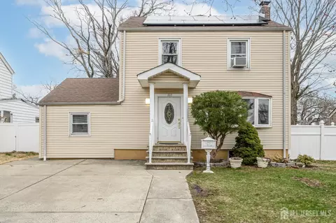 160 Carteret Ave, Carteret, NJ 07008