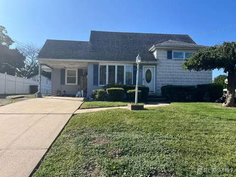 24 Hillsdale Rd, East Brunswick, NJ 08816