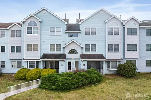 814 Edpas Rd, New Brunswick, NJ 08901
