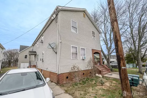 473 Lewis St, Somerset, NJ 08873