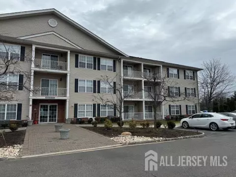 71 Liddle Ave, Edison, NJ 08837