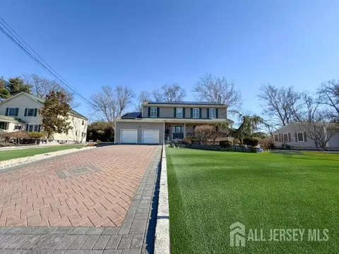 7 3rd Ave, Piscataway, NJ 08854