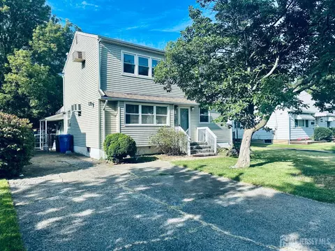 41 W Henry Pl W, Iselin, NJ 08830