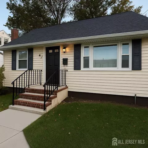 47 Willry St, Woodbridge, NJ 07095
