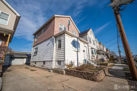 269 Silzer St, Perth Amboy, NJ 08861