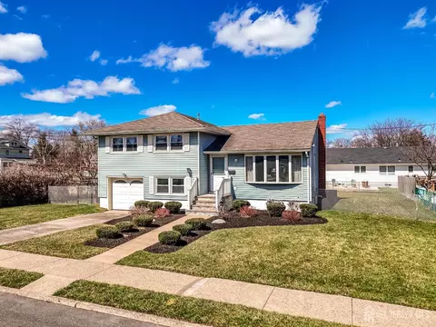 17 Union Ave, South River, NJ 08882