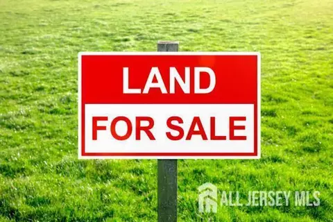 940 Green St, Iselin, NJ 08830