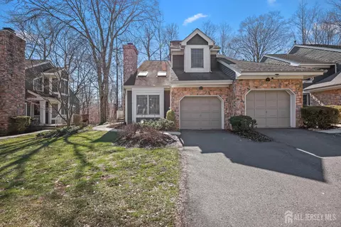 41 Coriander Dr, Princeton, NJ 08540