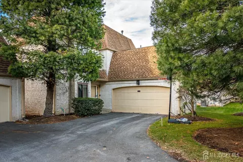 28 Nicole Ter, Edison, NJ 08820