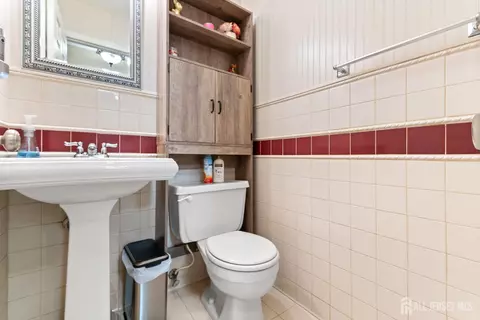 Bath - 131 Redpine Loop, Old Bridge, NJ 08857 photo 1 of 3