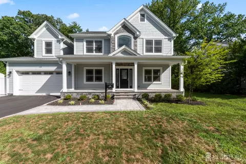 118 Cambridge Rd, Westfield, NJ 07090