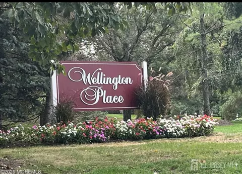 315 Wellington Pl, Aberdeen, NJ 07747