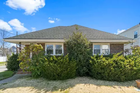 654 Colgate Ave, Perth Amboy, NJ 08861