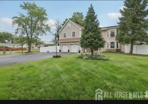 364 Grandview Ave, Piscataway, NJ 08854